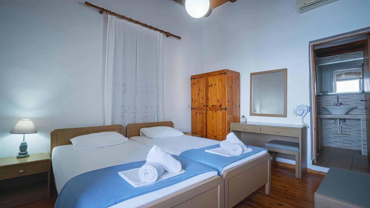 Villa Niki Lutró Exterior foto