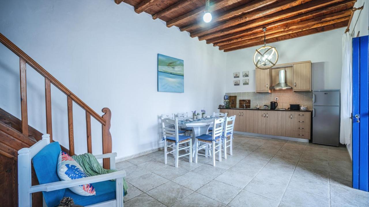 Villa Niki Lutró Exterior foto
