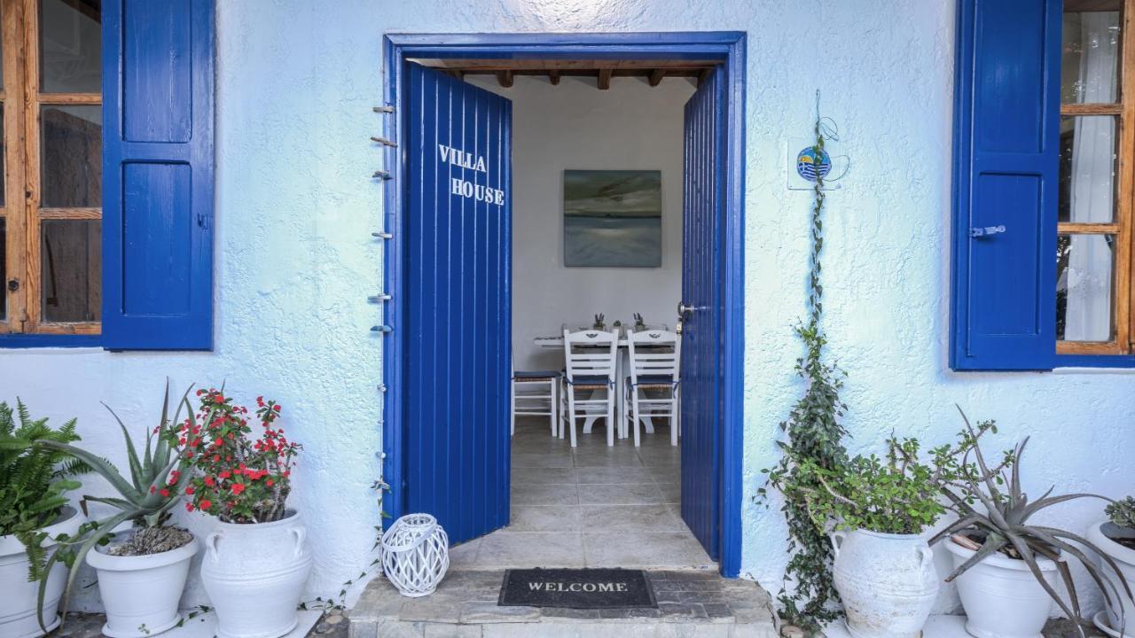 Villa Niki Lutró Exterior foto