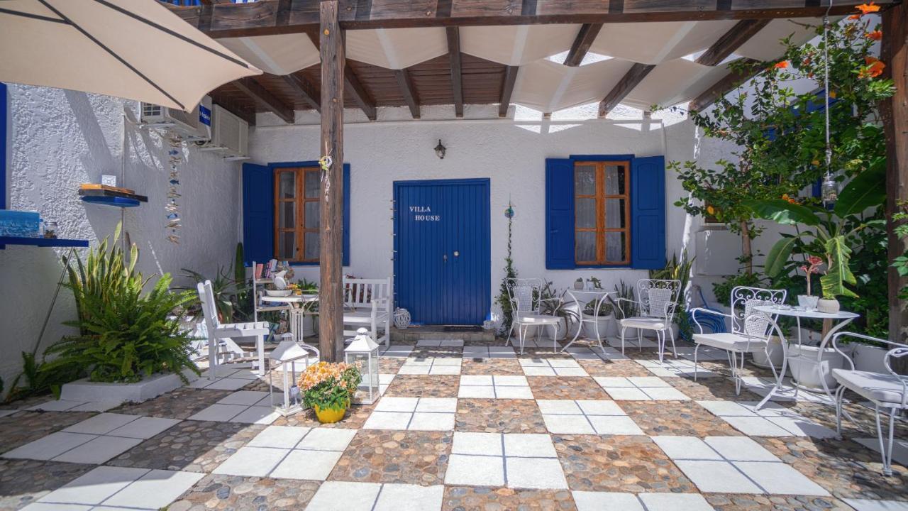 Villa Niki Lutró Exterior foto
