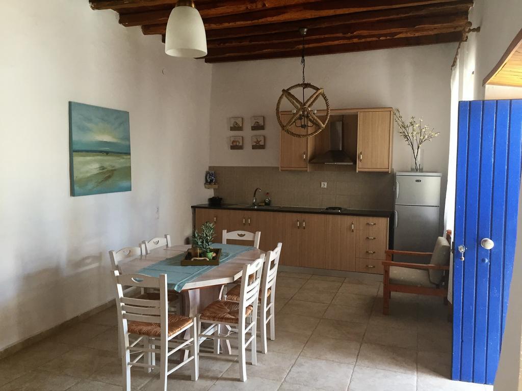 Villa Niki Lutró Habitación foto
