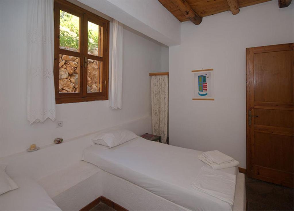 Villa Niki Lutró Habitación foto