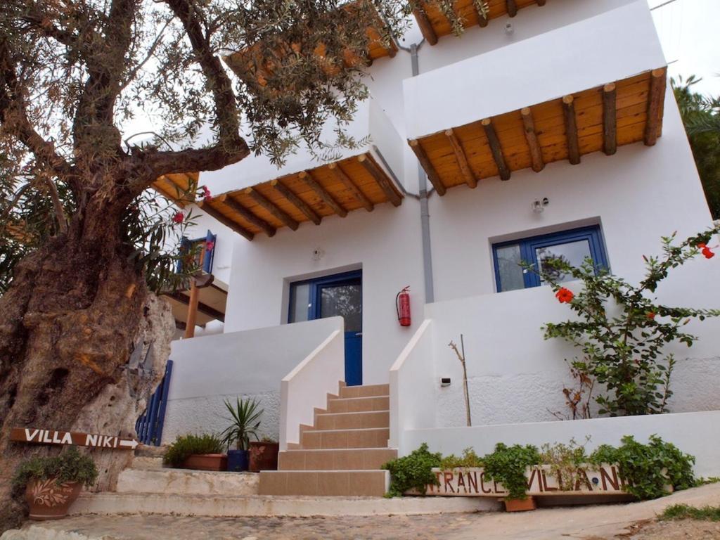 Villa Niki Lutró Exterior foto
