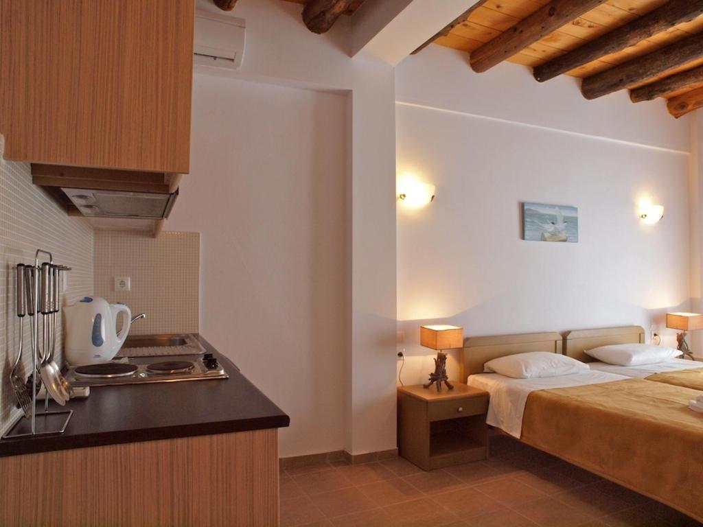 Villa Niki Lutró Habitación foto